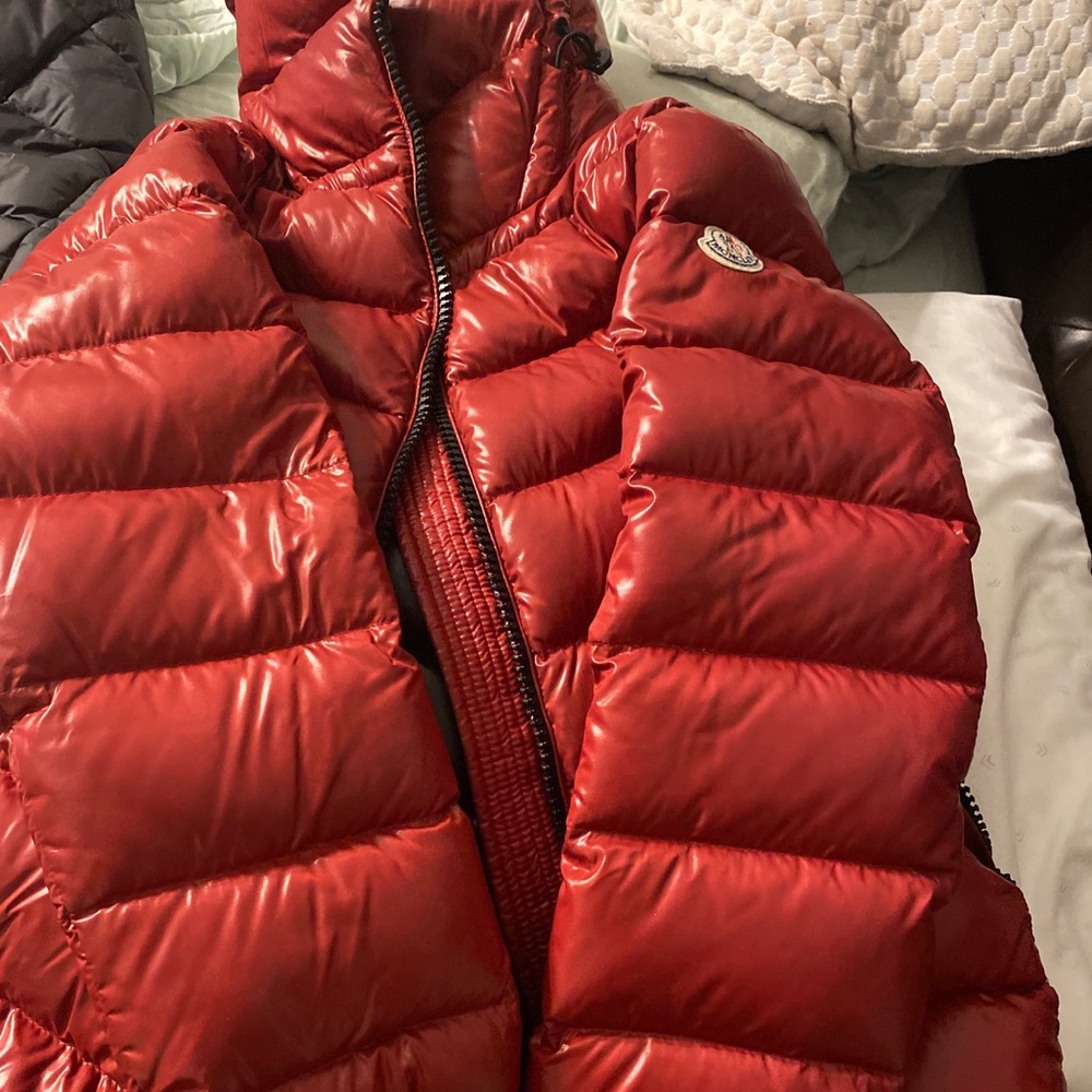 Women’s moncler puffer coat